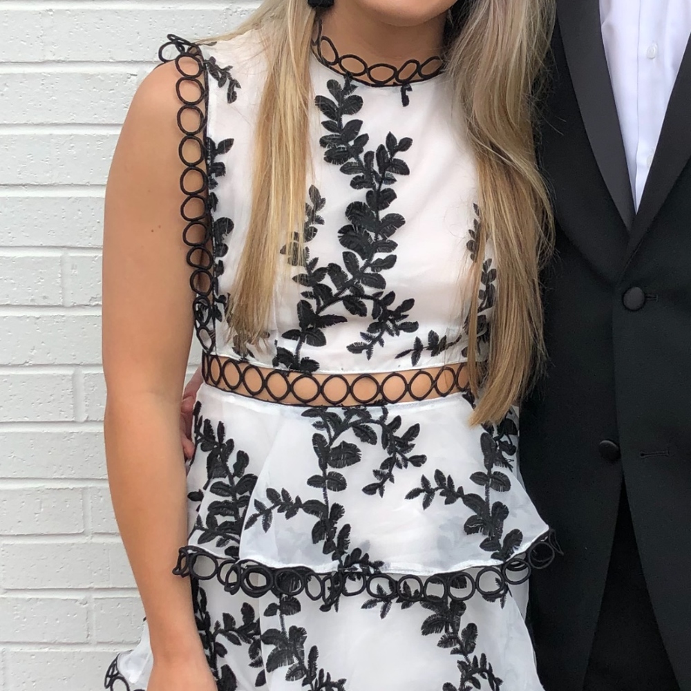 Black and White Red Dress Boutique Formal Dress